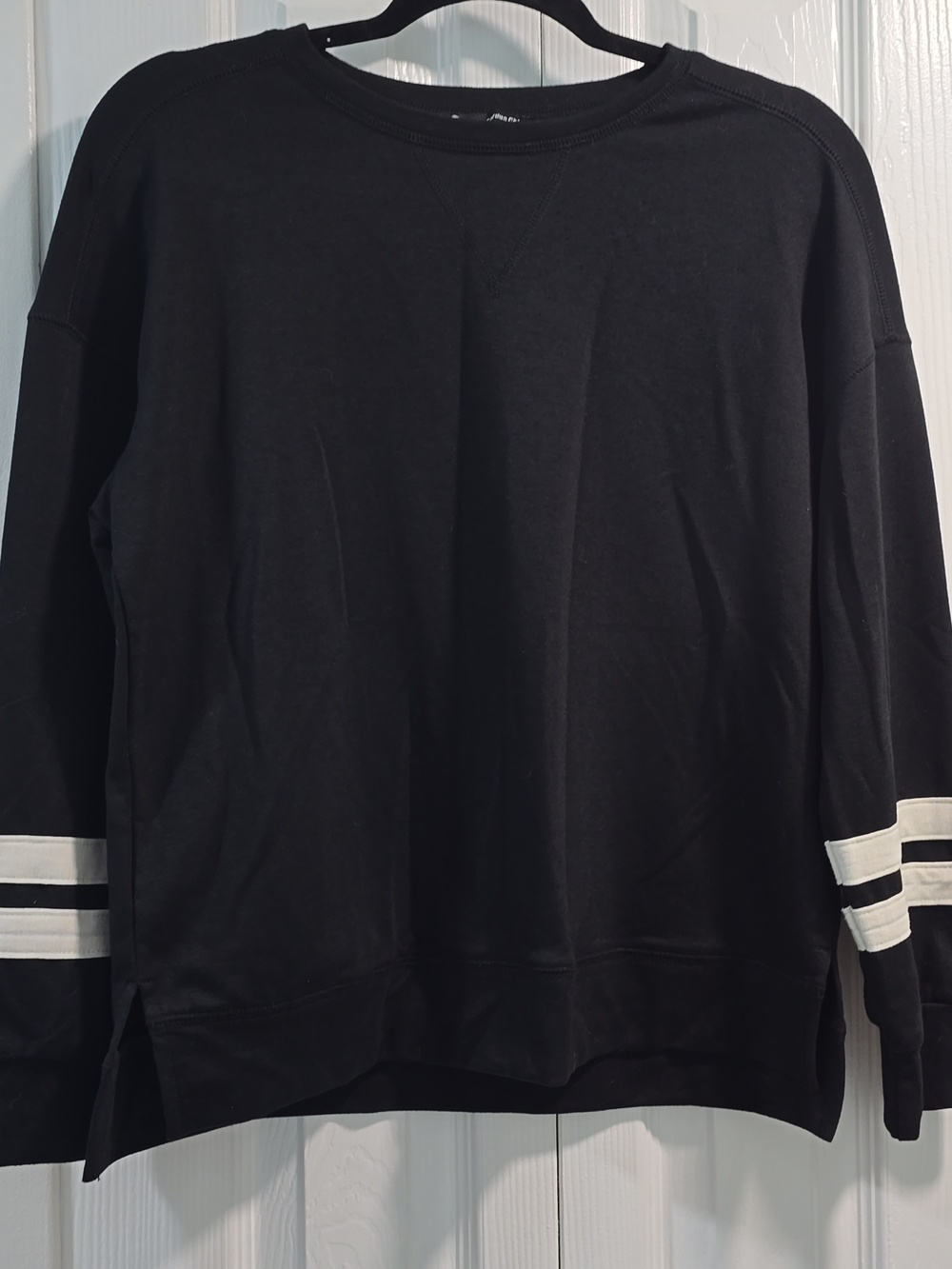 Classic Black PretyGarden Chic Crewneck Sweatshirt